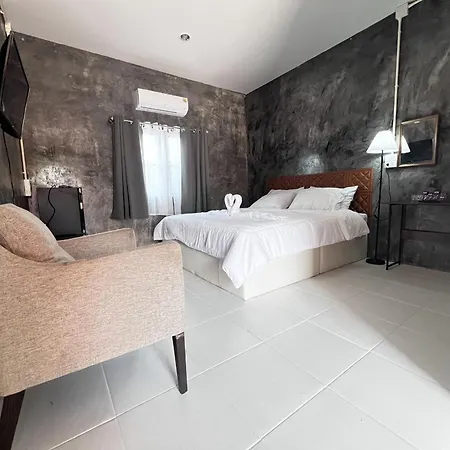 Baan Bua Homestay & Poolvilla